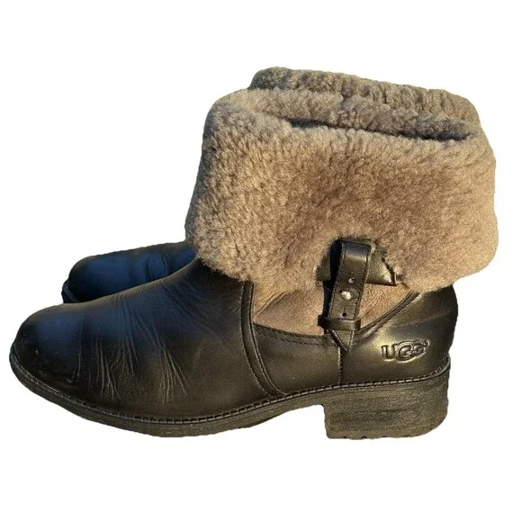 UGG CHYLER BLACK WATER RESISTANT Booties Womens Size 8 - Picture 2 of 12